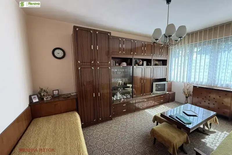 Two-room apartment in Gotse Delchev with terrace and parking