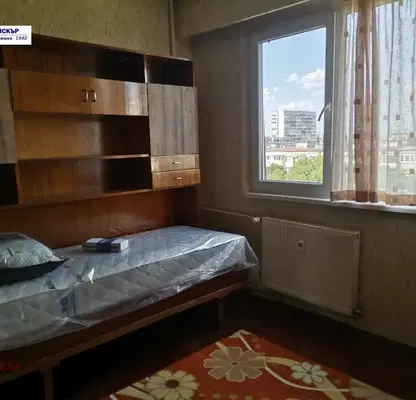 Снимка 4 — Тристаен апартамент с две тераси в Гоце Делчев, София