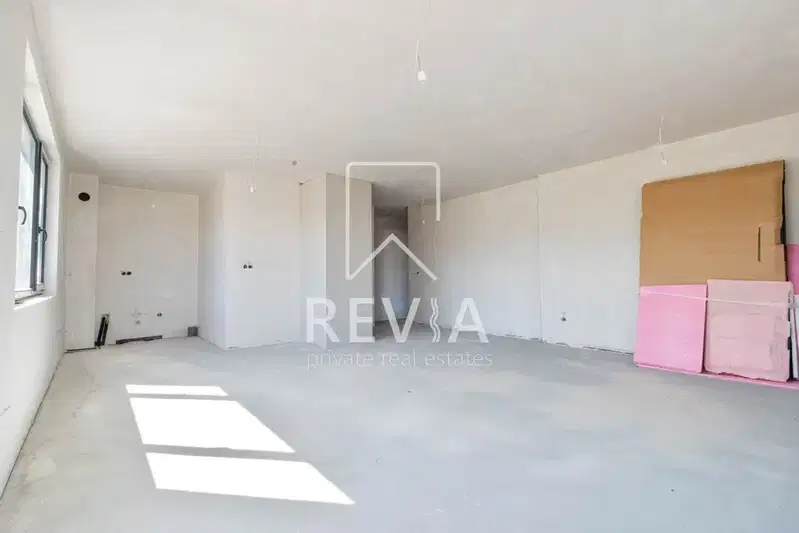 4-bedroom apartment in Sofia, Hadji Dimityr