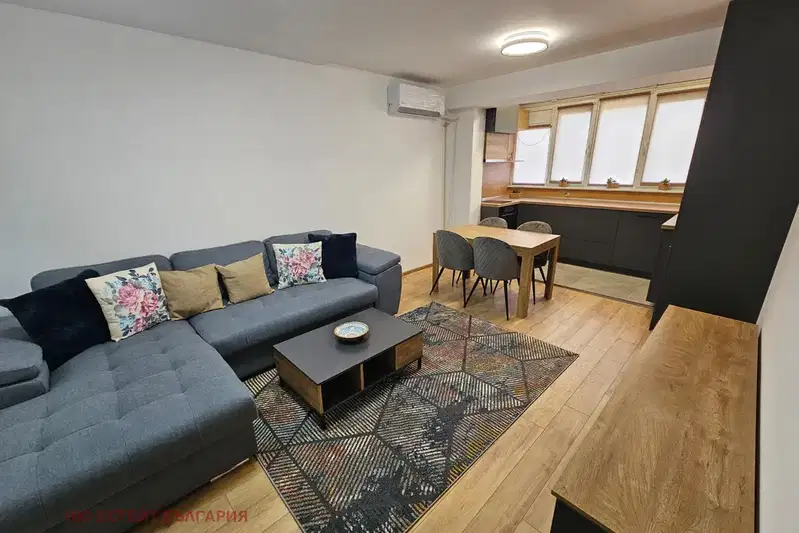 Three-room apartment on top floor in Hadzhi Dimitar, Sofia