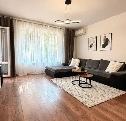 Photo 4 — South-facing 3-room apartment with parking space in Hladilnika, Sofia