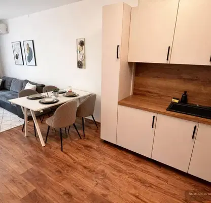 Photo 4 — Spacious 2-room apartment in Hladilnika with parking space