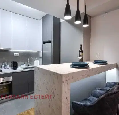 Photo 3 — Two-room apartment in Hladilnika with amenities and location