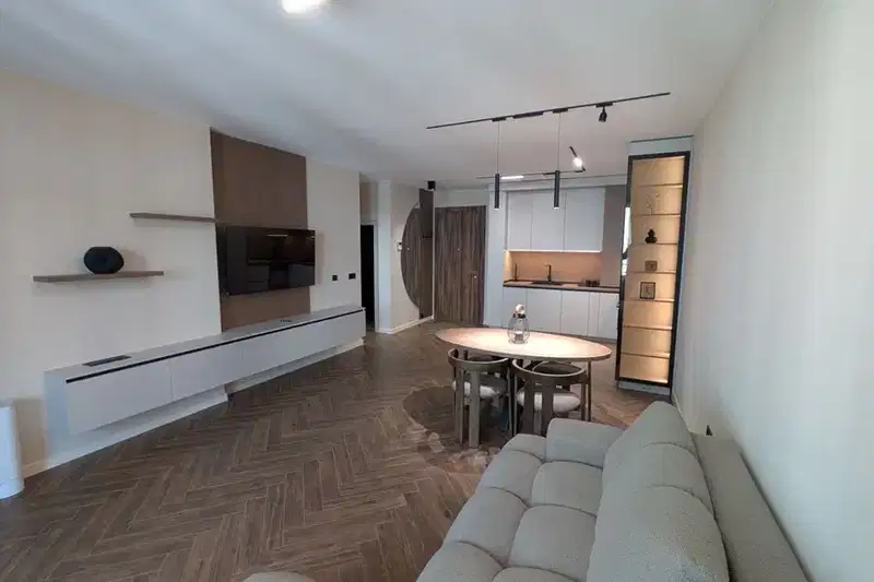 Two-room apartment with terrace and Vitosha view in Hladilnika