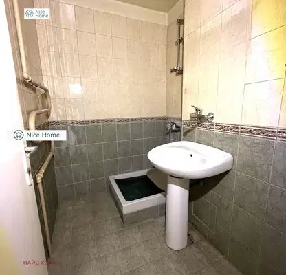 Photo 3 — Three-room apartment with two terraces in Ivan Vazov, Sofia