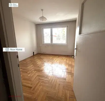 Photo 5 — Three-room apartment with two terraces in Ivan Vazov, Sofia