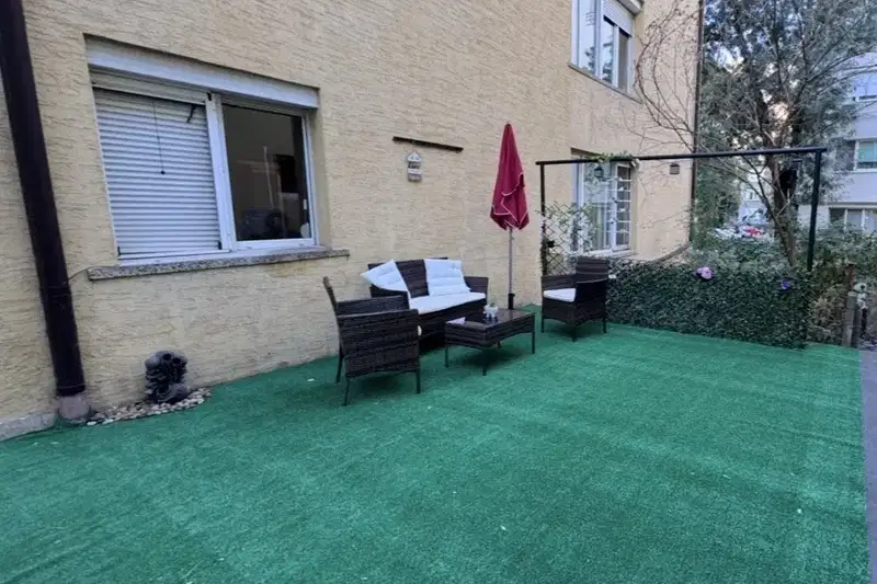 4-room apartment in Ivan Vazov with parking space and yard