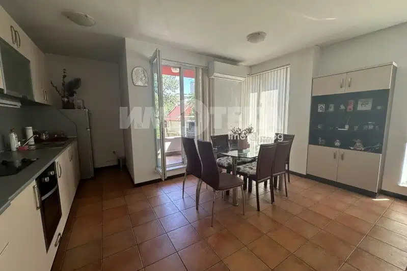 Three-room apartment with garage in Ivan Vazov, Sofia