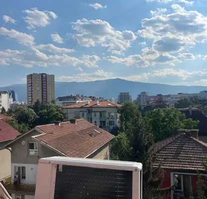 Снимка 4 — Слънчево 1-стайно ателие с панорамна гледка в кв. Изток
