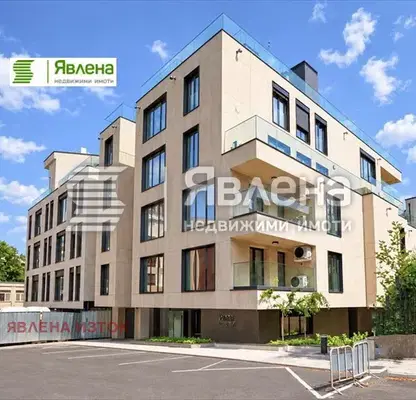 Photo 2 — Three-room apartment with ground floor and inner courtyard in Iztok, Sofia