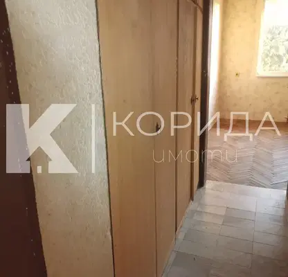 Снимка 3 — Тристаен апартамент с балкони в Изток, София