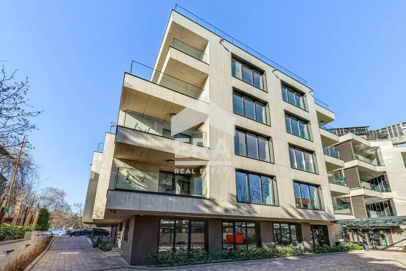 Three-room apartment with balcony in Iztok district, Sofia
