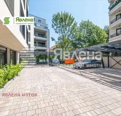 Photo 3 — Penthouse with 4 bedrooms and panoramic terraces in Iztok district, Sofia