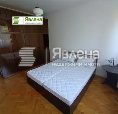 Снимка 3 — Двустаен апартамент с две тераси в кв. Изток, София
