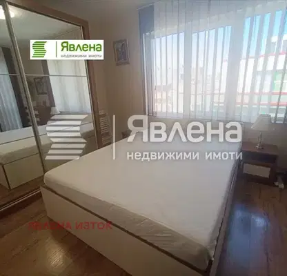 Снимка 5 — Тристаен апартамент с тераса в кв. Изток, София