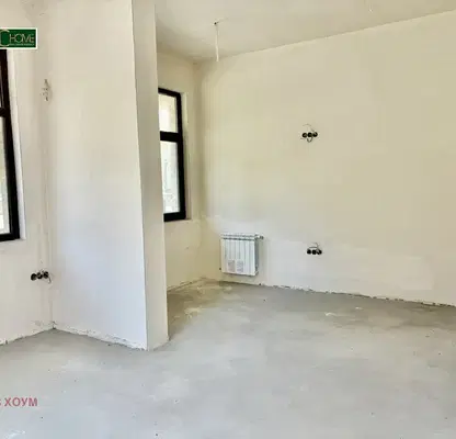 Снимка 5 — Тристаен апартамент 93 кв.м в Карпузица с контрол на достъп
