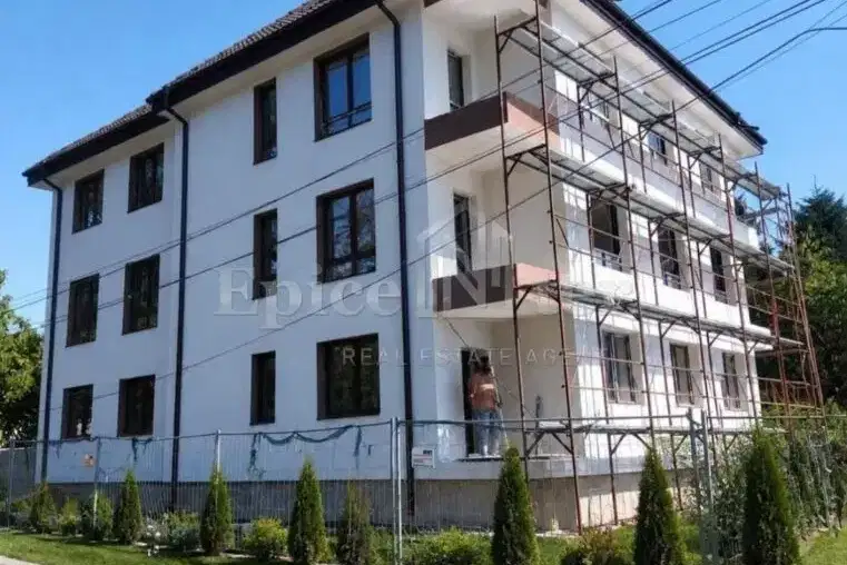 Three-room apartment with terrace and Vitosha view in Karpuzitsa