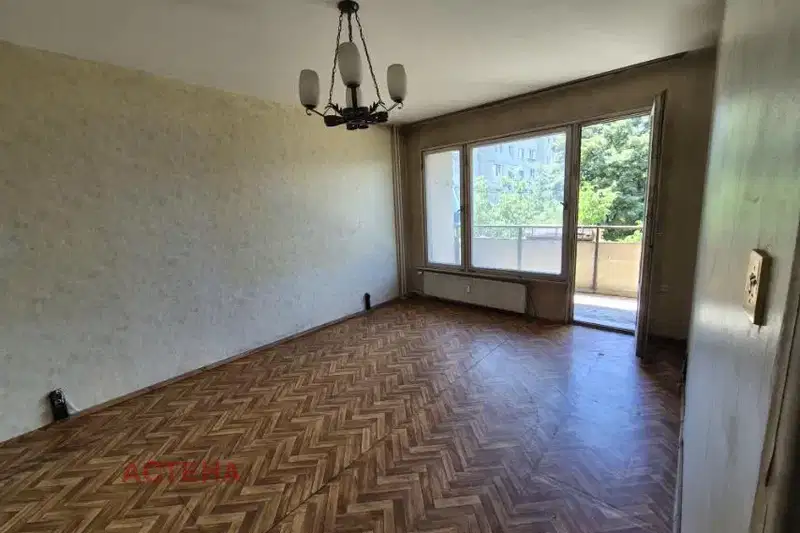 Large one-room apartment with balcony in Krasna polyana 2, Sofia