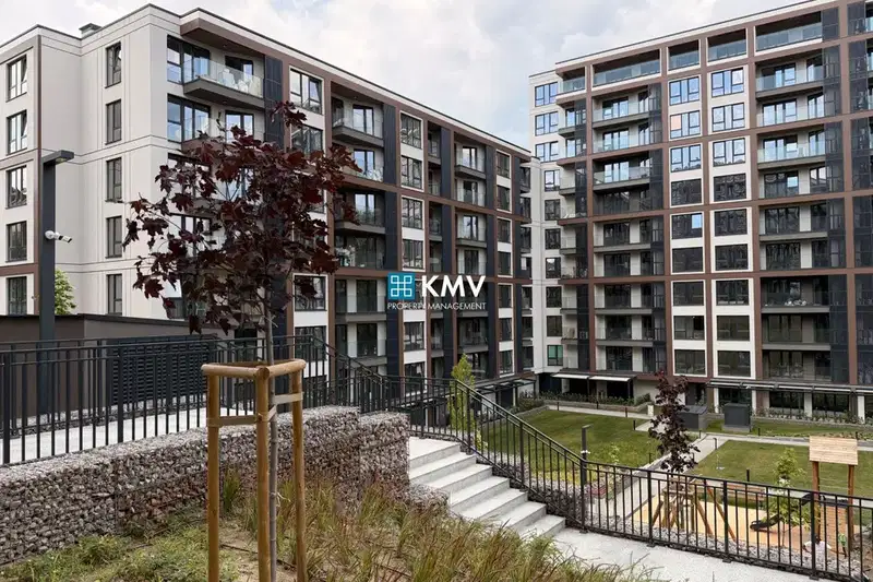 Three-room apartment with terrace in Krasno selo, Sofia