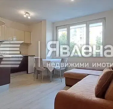 Снимка 4 — Обзаведен 2-стаен апартамент в Красно село с асансьор