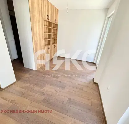 Снимка 2 — Едностаен апартамент в Кръстова вада с тераса и ново строителство