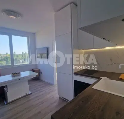 Photo 5 — Three-room apartment with balconies in Krastova vada, Sofia