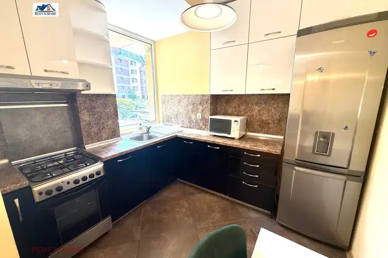 3-bedroom apartment in Sofiya, Krystova Vada