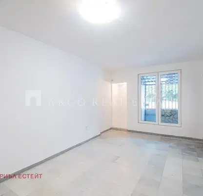 Photo 3 — Two-room apartment in Lagera with terrace and yard