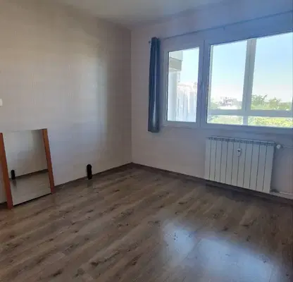 Photo 2 — Two-room apartment with balconies in Lagera, Sofia