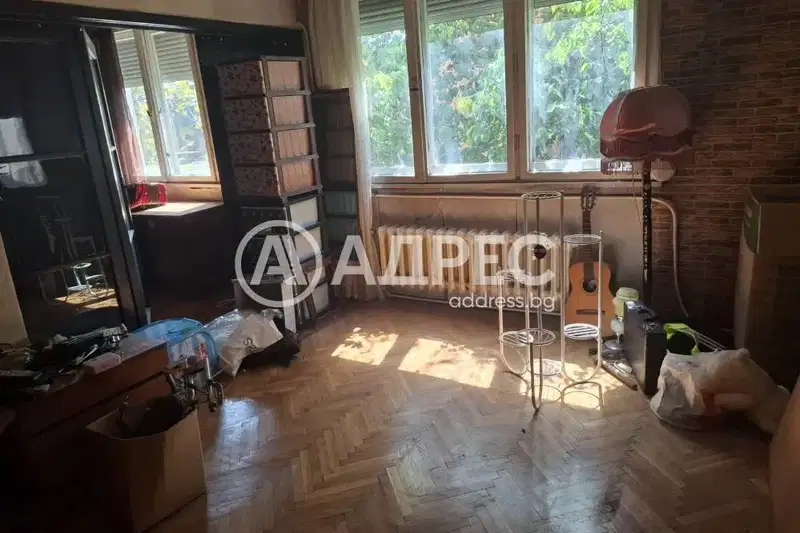 3-bedroom apartment in Sofia, Levski