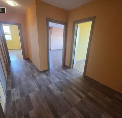Photo 2 — Spacious 3-room apartment in Levski G with terrace and view