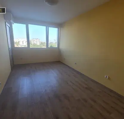 Photo 5 — Spacious 3-room apartment in Levski G with terrace and view