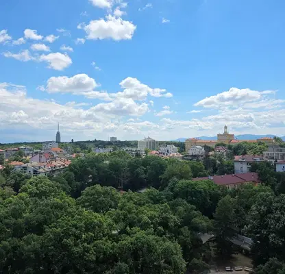 Снимка 4 — Двустаен апартамент с панорамна тераса в Лозенец, София