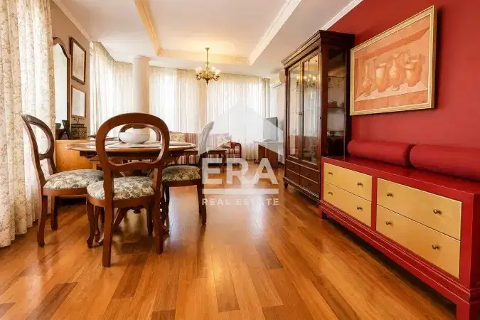 Two-room apartment with terrace in Lozenets, Sofia