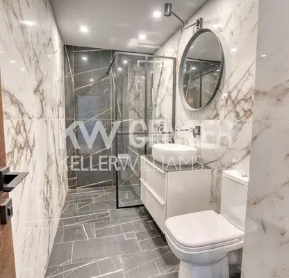 Снимка 4 — Тристаен апартамент с 3 тераси в Лозенец, София