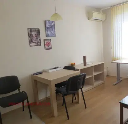 Снимка 3 — Двустаен апартамент с тераса в Лозенец, София