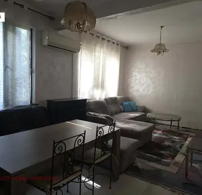 Photo 3 — Three-room apartment in Lozenets with elevator and internet