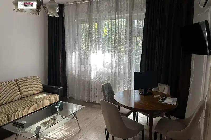 Three-room apartment with balcony in Lozenets, Sofia