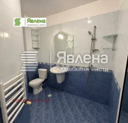 Снимка 5 — Тристаен апартамент в Лозенец с паркомясто