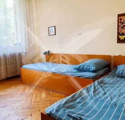 Снимка 4 — Тристаен апартамент с тераса в Лозенец, София