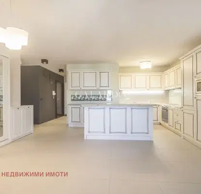 Photo 3 — Four-room apartment with terraces and Vitosha view in Lozenets