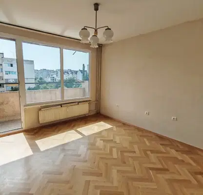 Photo 4 — Three-room apartment with 2 terraces in Lyulin 10, Sofia