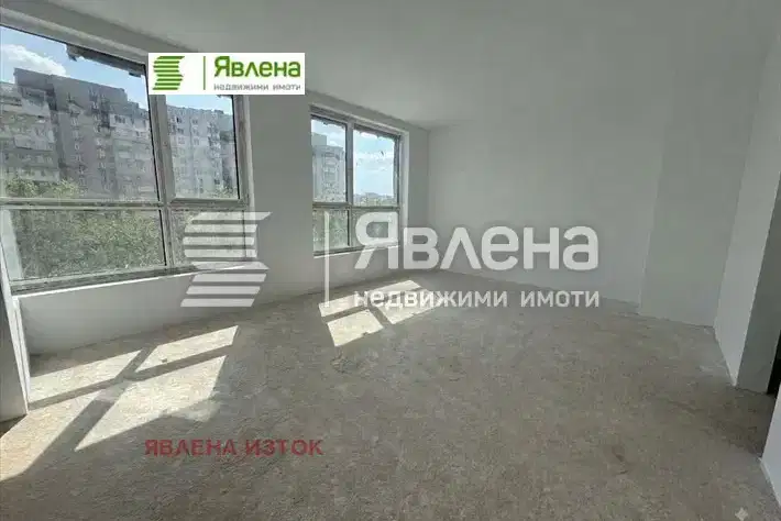 Three-room apartment in Lyulin 2 with balcony and elevator