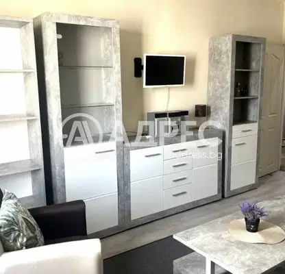 Photo 2 — Two-room apartment with southeast aspect in Lyulin 3, Sofia