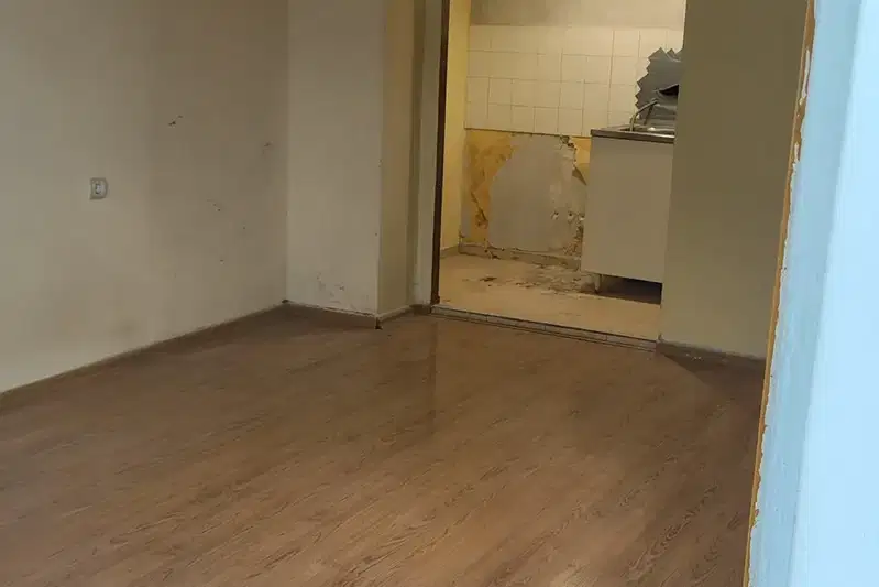One-room apartment in Lyulin 4 with terrace and basement