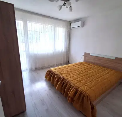 Photo 2 — Three-room apartment with two terraces in Lyulin 4, Sofia