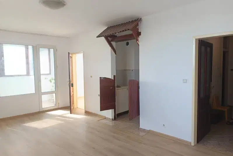 Two-room apartment in Lyulin 7 with glazed terrace