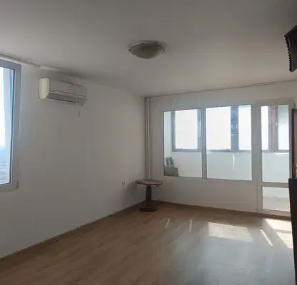 Photo 3 — Two-room apartment in Lyulin 7 with glazed terrace