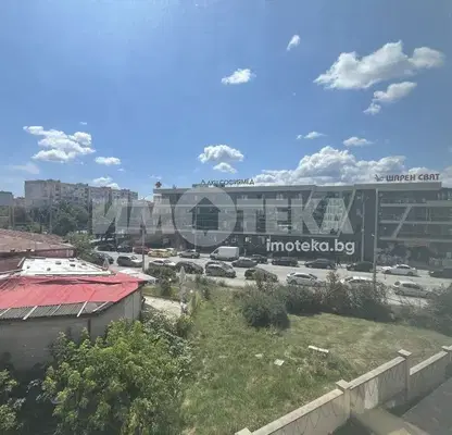 Снимка 5 — Тристаен апартамент в Люлин - център с тераса