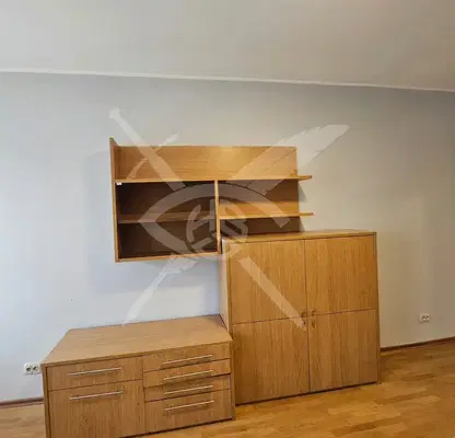 Снимка 3 — Тристаен апартамент 96 кв.м. в Люлин - център с тераса